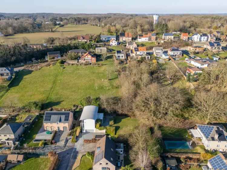 Huur moderne villa met B-label te Linden met tuin en dubbele garage