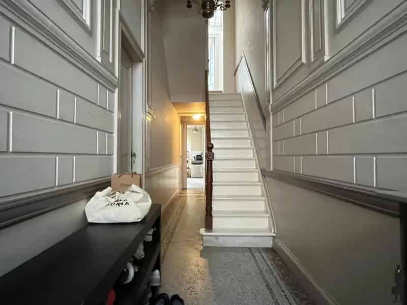 Herenhuis te huur 210m2 zonnige tuin 3 slaapkamers EPC B