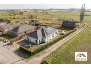 Bungalow te koop Lochristi - Landelijk wonen met weide en stalling