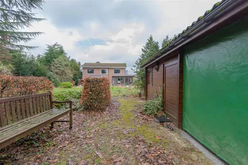 Te renoveren villa Volledige Aanbod