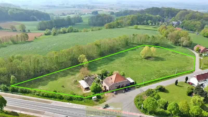 Huis te huur Kluisbergen 327m² 5 slaapkamers paardenstallen