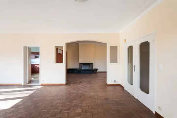 IXELLES Huis 7 Slpk 3 Badk Terkamerenbos 300m²