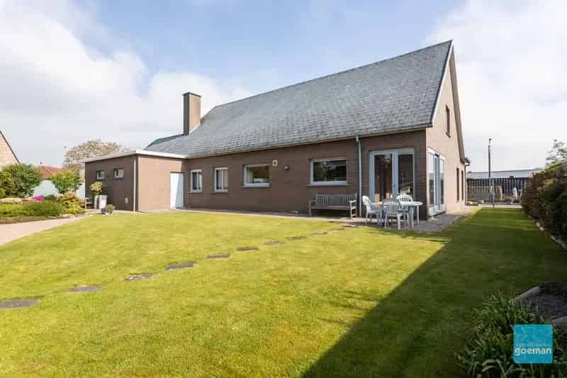 Huis te koop Berlare: 3 slaapkamers, garage, tuin