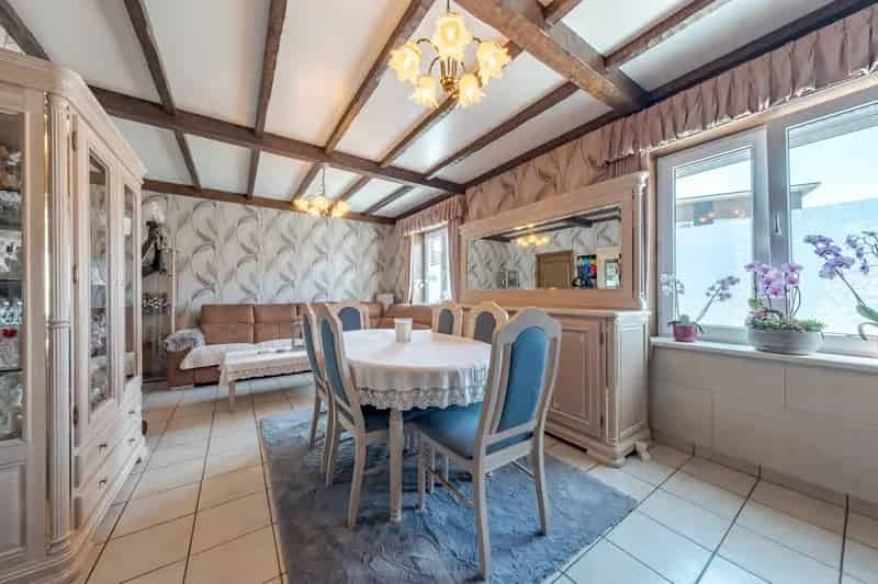 Huis te koop Sint-Amands: Rustige locatie, 3 slaapkamers, gerenoveerd