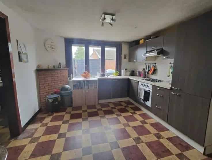 Huis te Koop Garage Tuin Terras 3 Slaapkamers