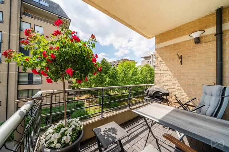 Appartement 2 slaapkamers Anderlecht Terras Parkeerplaats
