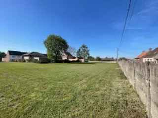 Projectgrond Houthulst 2486m2 - 7 woningen of appartementen mogelijk