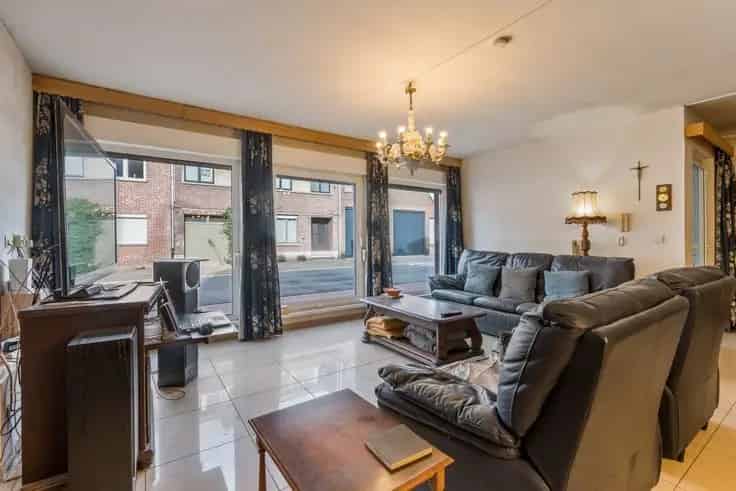 Appartement 4 slaapkamers Garage 230m²