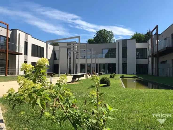 Appartement 1 Chambre  Seigneurie Recente  Investissement Ideal