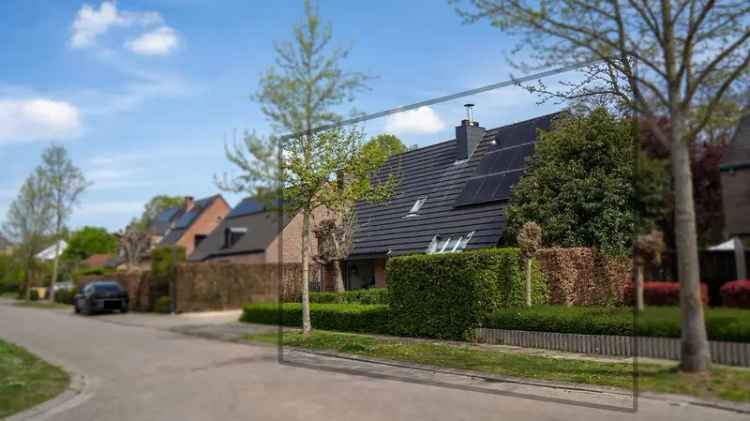 Huis te Koop Kontich: Vrijstaande woning 3 slaapkamers grote tuin