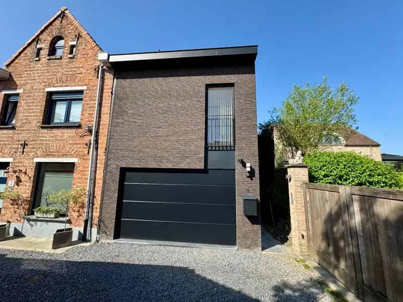 Halfopen Woning 3 Slaapkamers Tuin Garage Centrum