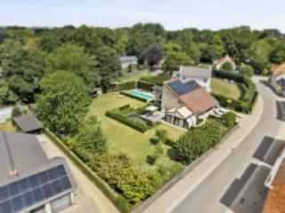 Villa te koop Waregem 4 slaapkamers zwembad