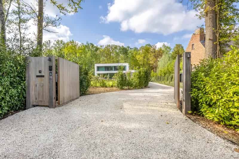 Luxe Villa te Huur Schilde 6-7 slaapkamers Zwemvijver Duurzaam