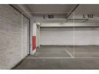 Parking te Koop Sint-Gillis - Beveiligd - Nabij Louizalaan