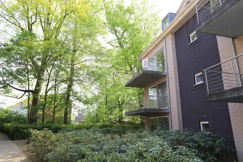 Appartement te koop 2 slaapkamers  klassevol gebouw met lift