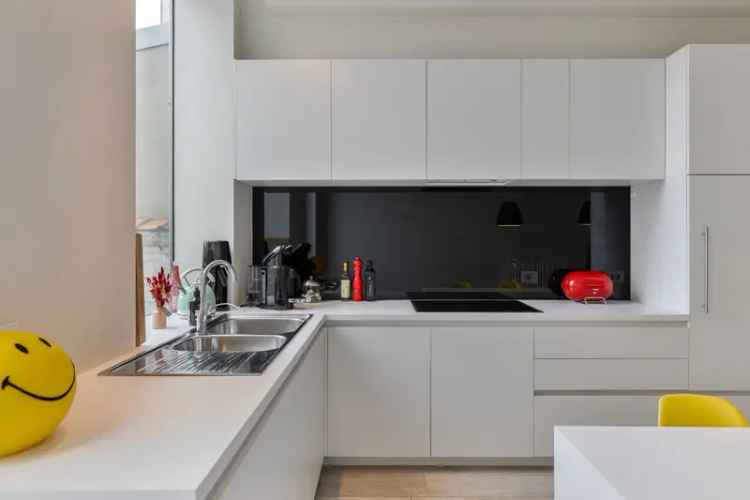 Bel-"etage Gent: Gezinswoning met Tuin Nabij Coupure