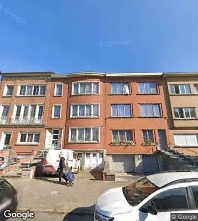 Huis Te Koop 3 Appartementen 2 Garages