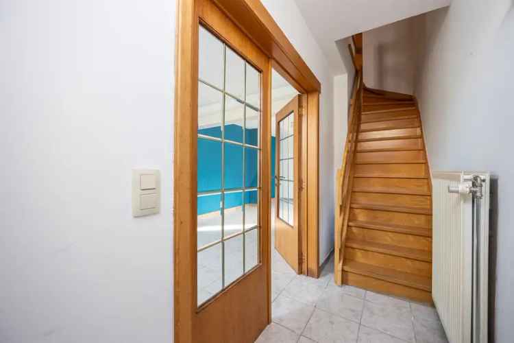 Huis te huur Leest: 2 slaapkamers, garage, terras