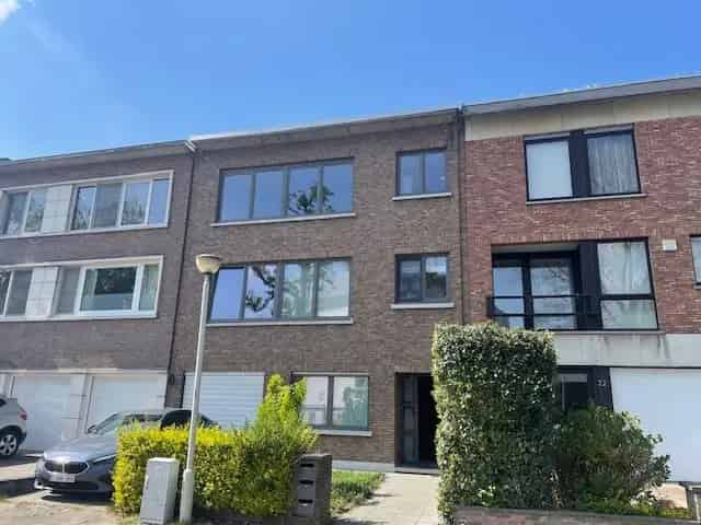 Appartement 2 slaapkamers Rustige ligging Zonneterras