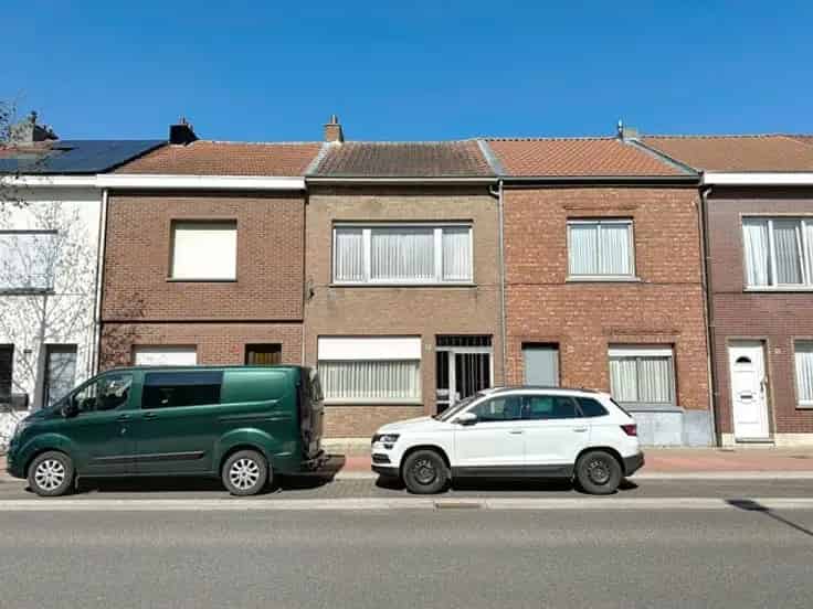 Huis Te Koop Schelle: Renovatieproject met Tuin en Garage