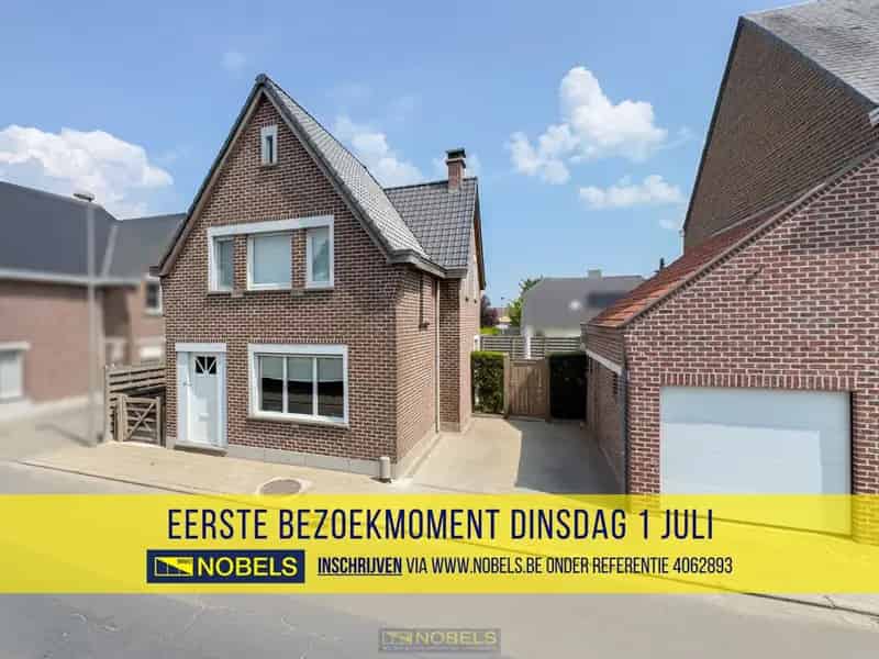 Huis te Koop Kruisem: Instapklare woning met tuin en garage