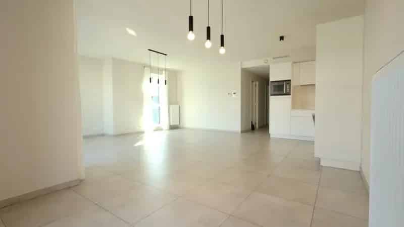 Appartement te koop Roeselare: Lichtrijk en modern appartement