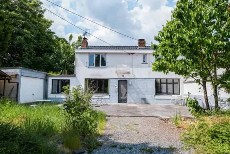 Huis Te Koop 3 Voorgevels Rustige Wijk