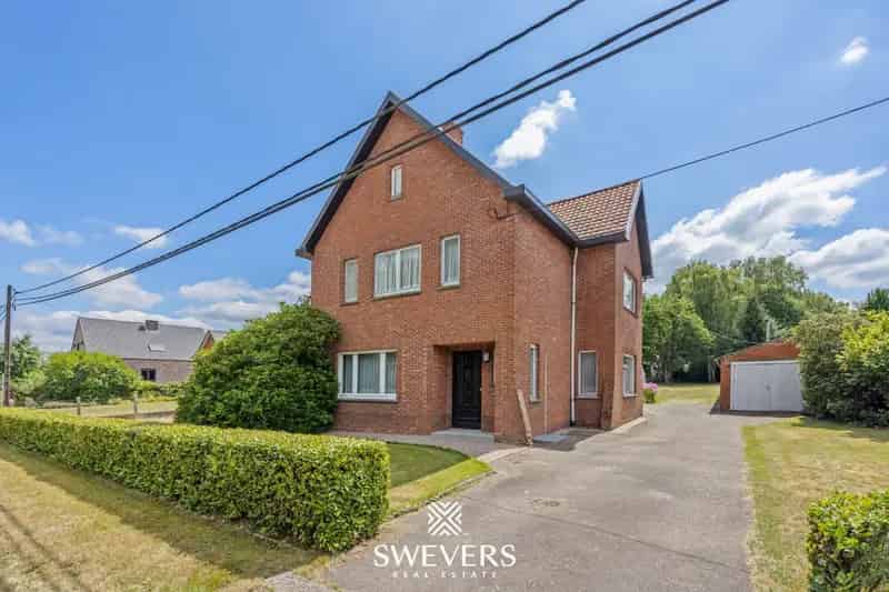 Te renoveren woning 19a 93ca Houthalen-Helchteren