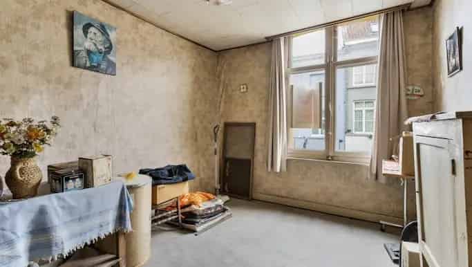 Handelspand met Woonst te Koop Brugge