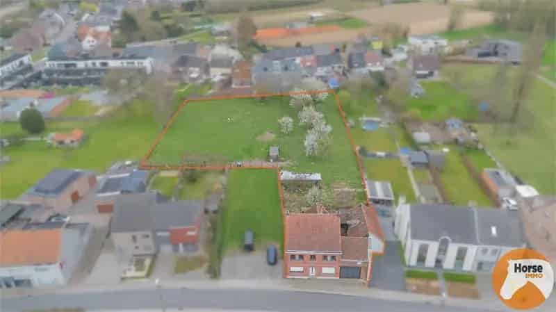 Huis te koop Haaltert: Renovatieproject met 4 slaapkamers