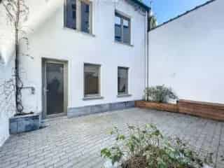 Huis te koop Anderlecht - 1 slaapkamer - Binnenplaats - Lage lasten