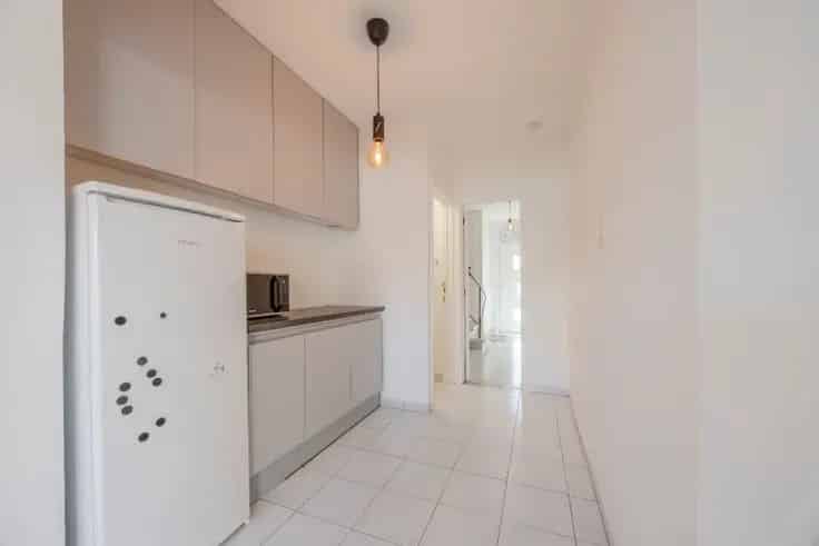 Huis Te Koop: Ruime gezinswoning met 4 slaapkamers