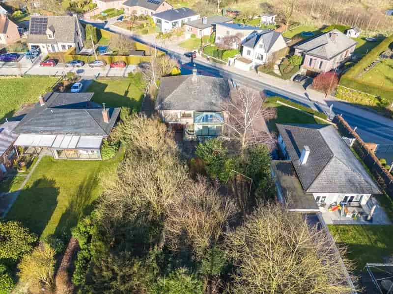 Huis te huur Scheldewindeke: Statige Villa met Grote Tuin en Garage