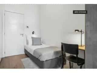 Appartement in medehuur Brussel - Moderne kamer met tuin