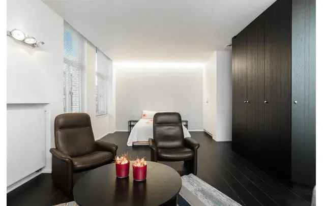 Huur Studio 63m² Antwerpen Zuid - Gemeubileerd - All-in €290