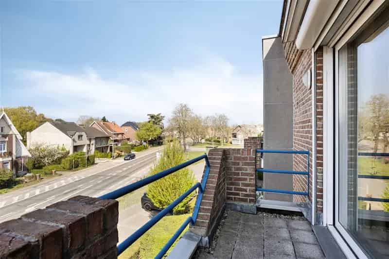 Ruim Appartement te huur Maaseik 2 slaapkamers 3 terrassen