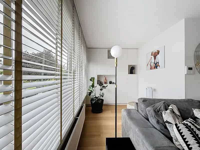 Huis te huur Koningslo: Bel-etagewoning met garage en tuin