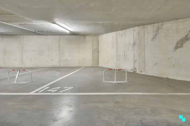 Parkeerplaats Merelbeke - Afgesloten kelder