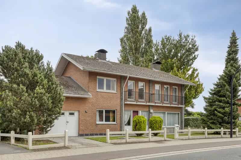 Huis te huur Borsbeek 5 slaapkamers 250m²