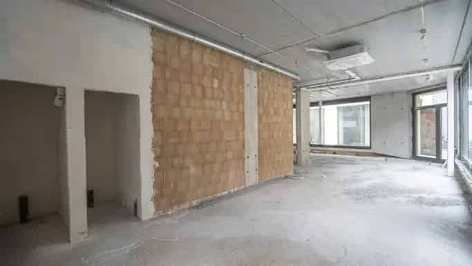 Handelspand te koop Kortrijk Centrum 136m²