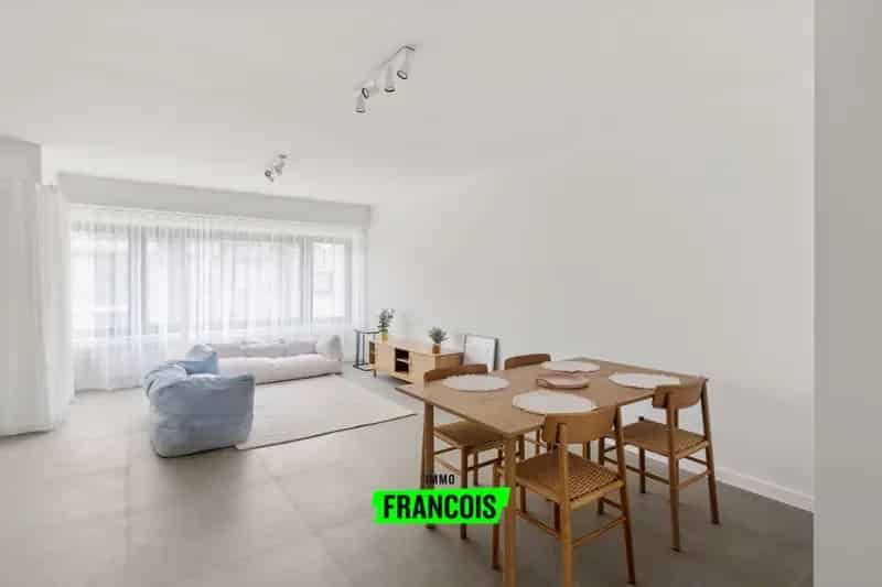 Appartement te Huur Oostende Zeewijk gerenoveerd