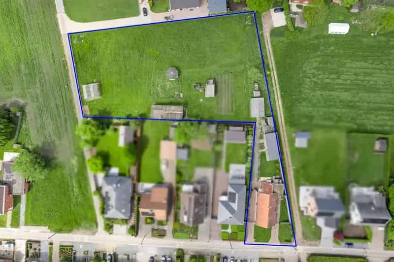 Huis te koop Onze-Lieve-Vrouw-Waver: Ruime gezinswoning 5007m²