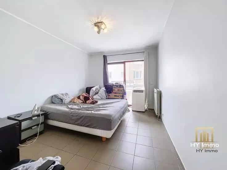 Appartement Jette 70m2 2 slaapkamers Terras Te Renoveren