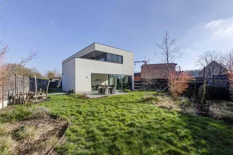 Moderne woning met bureel Nijlen
