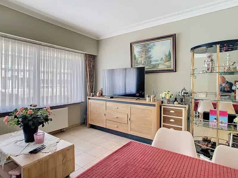 Appartement te koop Beveren Centrum: Gelijkvloers appartement met garage