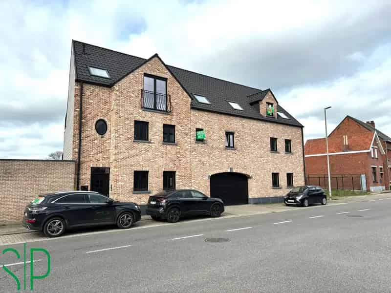 Appartement te koop Mol 2 slaapkamers terras autostaanplaatsen