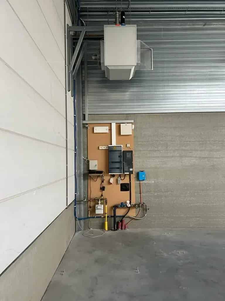 Magazijn te huur Sleidinge 427m²