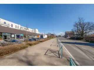 Kantoor te Huur Beaufays 110m² Open Space