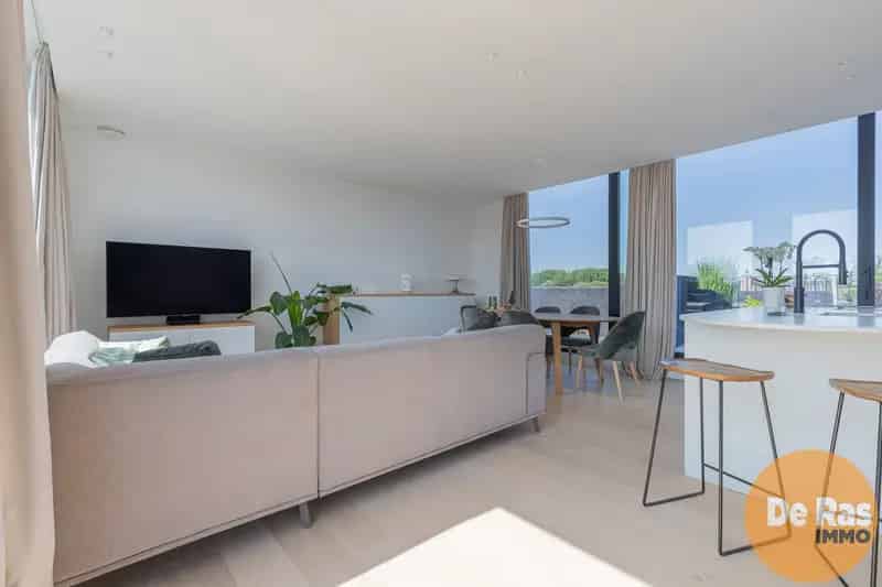 Penthouse Erondegem: Luxe 2 Slaapkamers, Terrassen Domotica