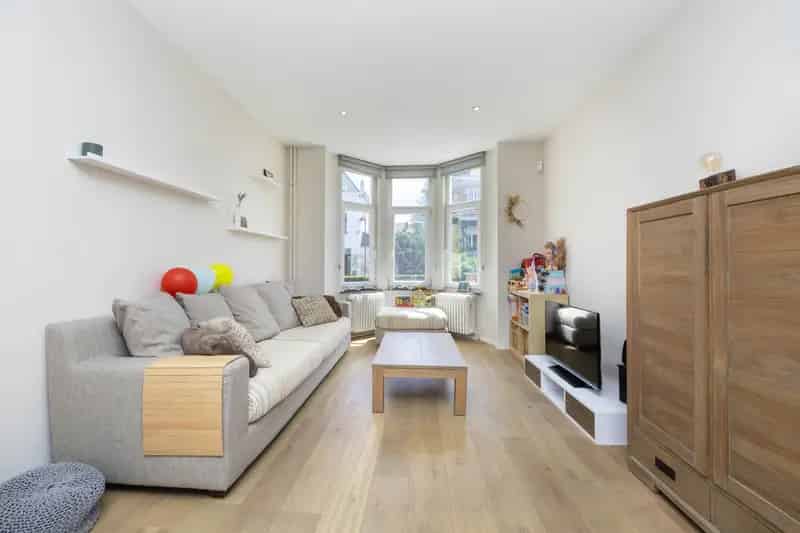 Huis te huur Berchem-Sainte-Agathe 4 slaapkamers tuin werkplaats